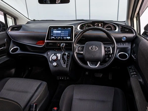 Минивэн Toyota Sienta 2019 года, 1800000 рублей, Краснодар