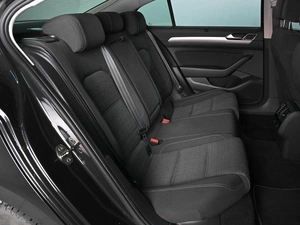 Седан Volkswagen Passat 2019 года, 3049000 рублей, Аксай