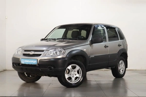 Внедорожник Chevrolet Niva 2018 года, 799000 рублей, Челябинск