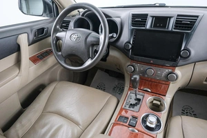 Внедорожник Toyota Highlander 2009 года, 1999000 рублей, Красноярск