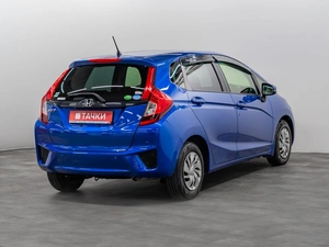 Хетчбэк Honda Fit 2016 года, 975000 рублей, Красноярск