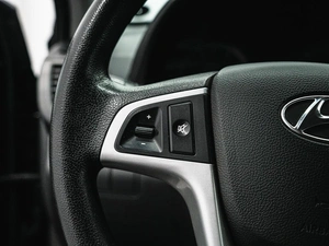 Хетчбэк Hyundai Solaris 2012 года, 788000 рублей, Красноярск
