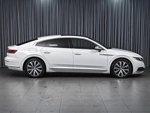 Лифтбек Volkswagen Arteon 2017 года, 3499000 рублей, Ставрополь