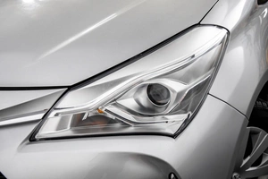 Хетчбэк Toyota Vitz 2019 года, 1489000 рублей, Барнаул