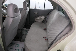 Хетчбэк Nissan March 2002 года, 429000 рублей, Красноярск