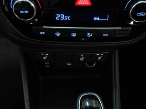 Седан Hyundai Solaris 2019 года, 1514000 рублей, Ставрополь