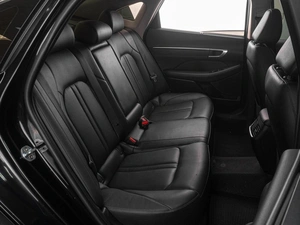 Седан Hyundai Sonata 2019 года, 2349000 рублей, Тюмень