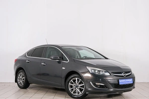 Седан Opel Astra 2013 года, 899000 рублей, Красноярск