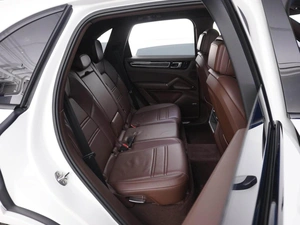 Внедорожник Porsche Cayenne S 2019 года, 6999046 рублей, Москва