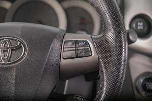 Внедорожник Toyota RAV4 2010 года, 1649000 рублей, Томск