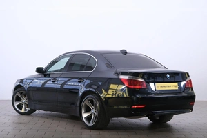 Седан BMW 5 серия 2006 года, 1269000 рублей, Омск
