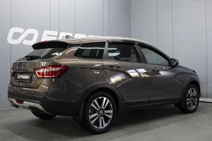 Универсал ВАЗ (LADA) Vesta Cross 2021 года, 1350000 рублей, Омск