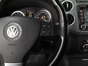 Внедорожник Volkswagen Tiguan 2010 года, 1125000 рублей, Ставрополь