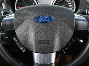 Хетчбэк Ford Focus 2008 года, 719000 рублей, Аксай