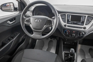 Седан Hyundai Solaris 2021 года, 1219000 рублей, Барнаул