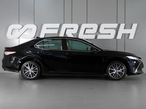 Седан Toyota Camry 2021 года, 3685000 рублей, Красный Пахарь