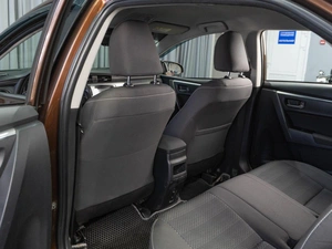 Седан Toyota Corolla 2018 года, 1899000 рублей, Тюмень