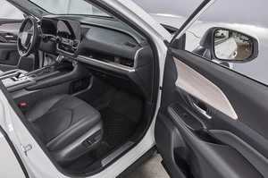 Внедорожник Toyota Grand Highlander 2024 года, 8490000 рублей, Павловская Слобода