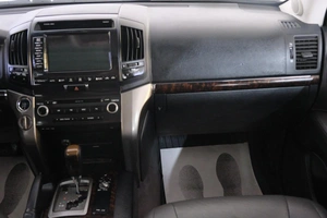 Внедорожник Toyota Land Cruiser 2009 года, 3299000 рублей, Омск