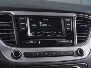 Седан Hyundai Solaris 2018 года, 1419000 рублей, Ростов-на-Дону
