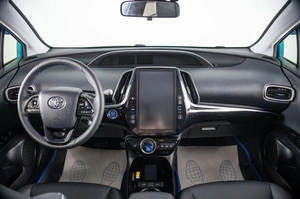 Лифтбек Toyota Prius Prime 2019 года, 2989000 рублей, Пермь