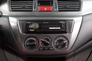Седан Mitsubishi Lancer 2005 года, 529000 рублей, Оренбург