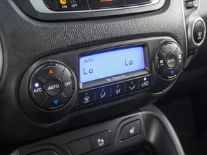 Внедорожник Hyundai ix35 2012 года, 1220000 рублей, Омск