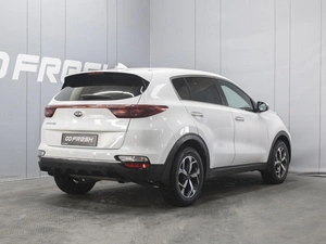 Внедорожник Kia Sportage 2019 года, 1960000 рублей, Омск