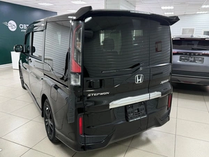 Минивэн Honda Stepwgn 2018 года, 2100000 рублей, Ачинск