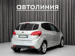 Минивэн Kia Venga 2011 года, 780000 рублей, Красноярск