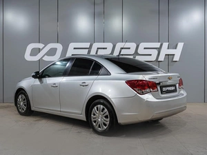 Седан Chevrolet Cruze 2011 года, 869000 рублей, Воронеж
