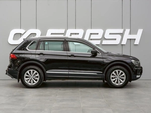 Внедорожник Volkswagen Tiguan 2017 года, 2698000 рублей, Краснодар