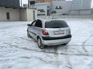 Седан Kia Rio 2008 года, 469000 рублей, Красноярск