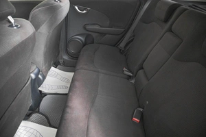 Хетчбэк Honda Fit 2012 года, 1039000 рублей, Кемерово