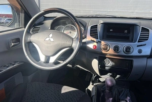 Пикап Mitsubishi L200 2013 года, 1632000 рублей, Солонцы