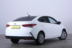 Седан Hyundai Solaris 2021 года, 1739000 рублей, Омск