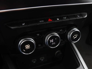 Внедорожник Renault Arkana 2021 года, 1650000 рублей, Волгоград