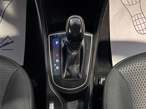 Хетчбэк Hyundai Solaris 2015 года, 999000 рублей, Красноярск