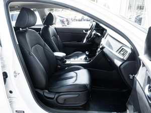Седан Kia Optima 2019 года, 1770000 рублей, Ставрополь