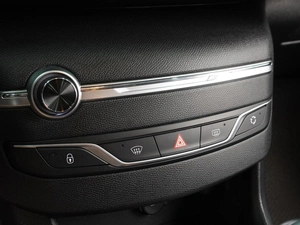 Универсал Peugeot 308 2018 года, 1199000 рублей, Воронеж