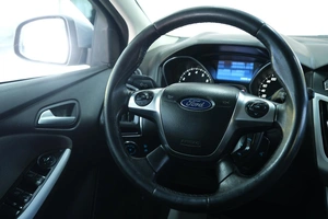 Хетчбэк Ford Focus 2012 года, 709000 рублей, Омск