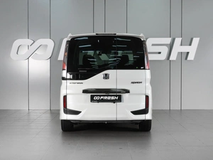 Минивэн Honda Stepwgn Spada 2017 года, 2485000 рублей, Красный Пахарь