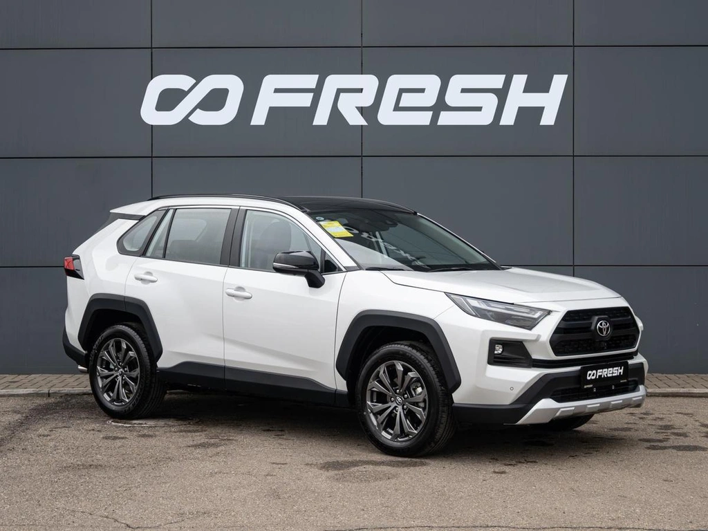 Внедорожник Toyota RAV4 2025 года, 4470000 рублей, Краснодар