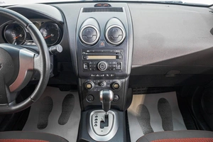 Внедорожник Nissan Qashqai 2008 года, 1239000 рублей, Барнаул