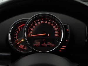 Универсал MINI Cooper Clubman 2016 года, 1398999 рублей, Москва