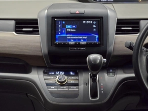 Минивэн Honda Freed 2019 года, 1480000 рублей, Красноярск