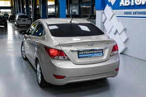Хетчбэк Hyundai Solaris 2011 года, 698000 рублей, Солонцы