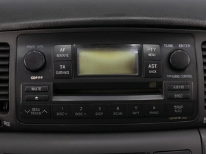 Седан Toyota Corolla 2006 года, 420000 рублей, Омск
