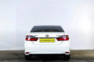 Седан Toyota Camry 2015 года, 1649000 рублей, Тюмень