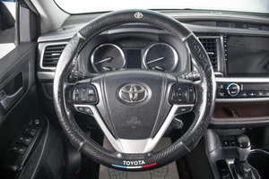 Внедорожник Toyota Highlander 2014 года, 3149000 рублей, Пермь
